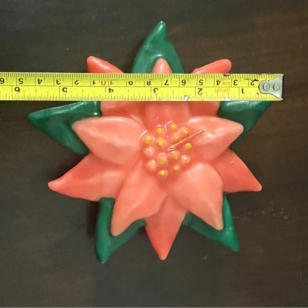 Vintage Candelier Poinsettia Flower Candle